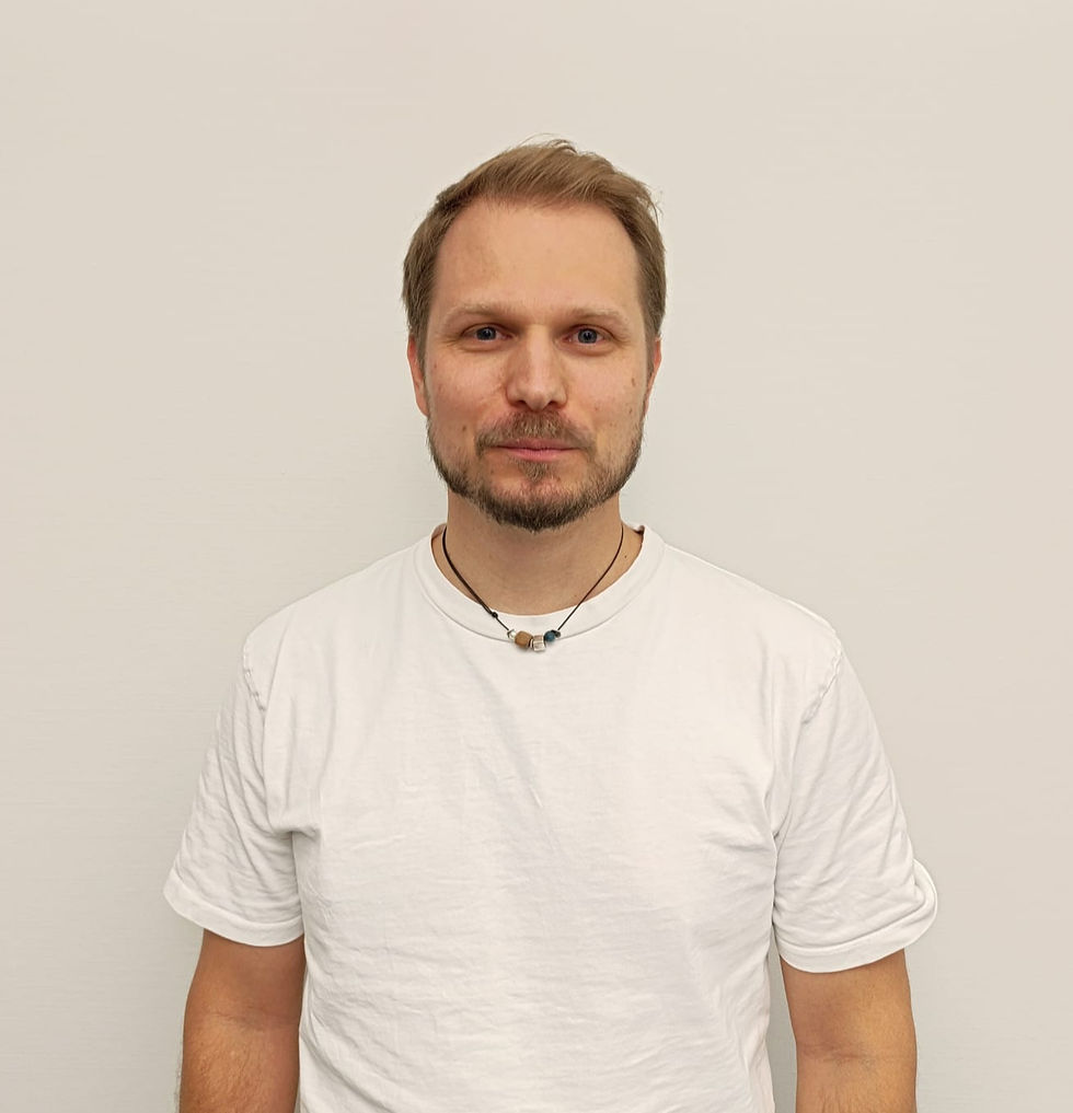 benedikt_edited.jpg