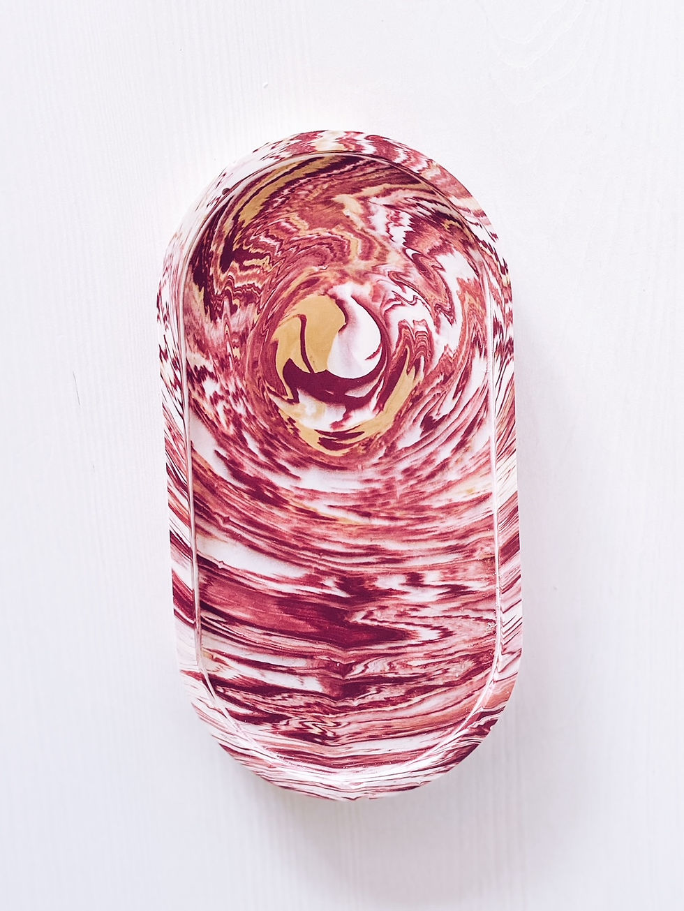Thumbnail: Fushia Pink Oval Marble Tray