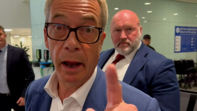 LIVE : Is it a fight or flight moment for Nigel Farage ?