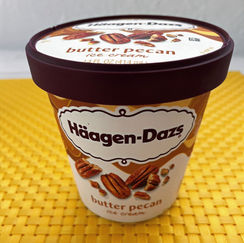 A Silent Conversation: Ice Cream in the Sun