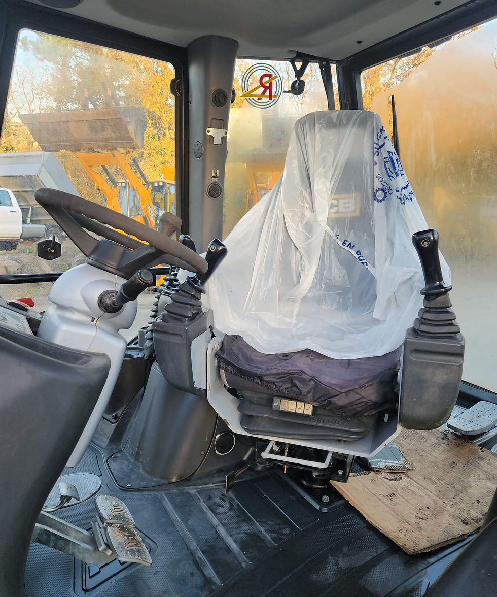 Miniatura: MIXTA JCB 3CX