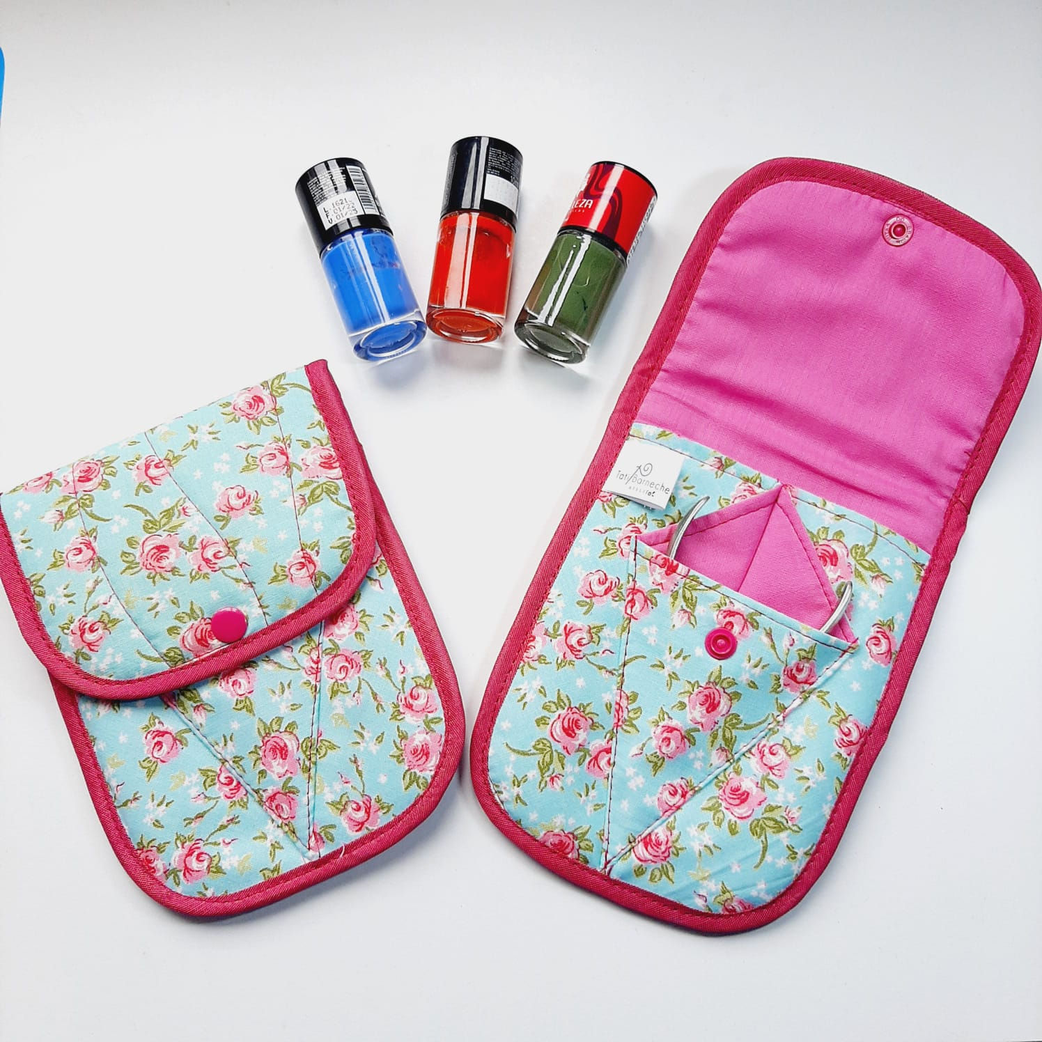Porta kit manicure floral rosa