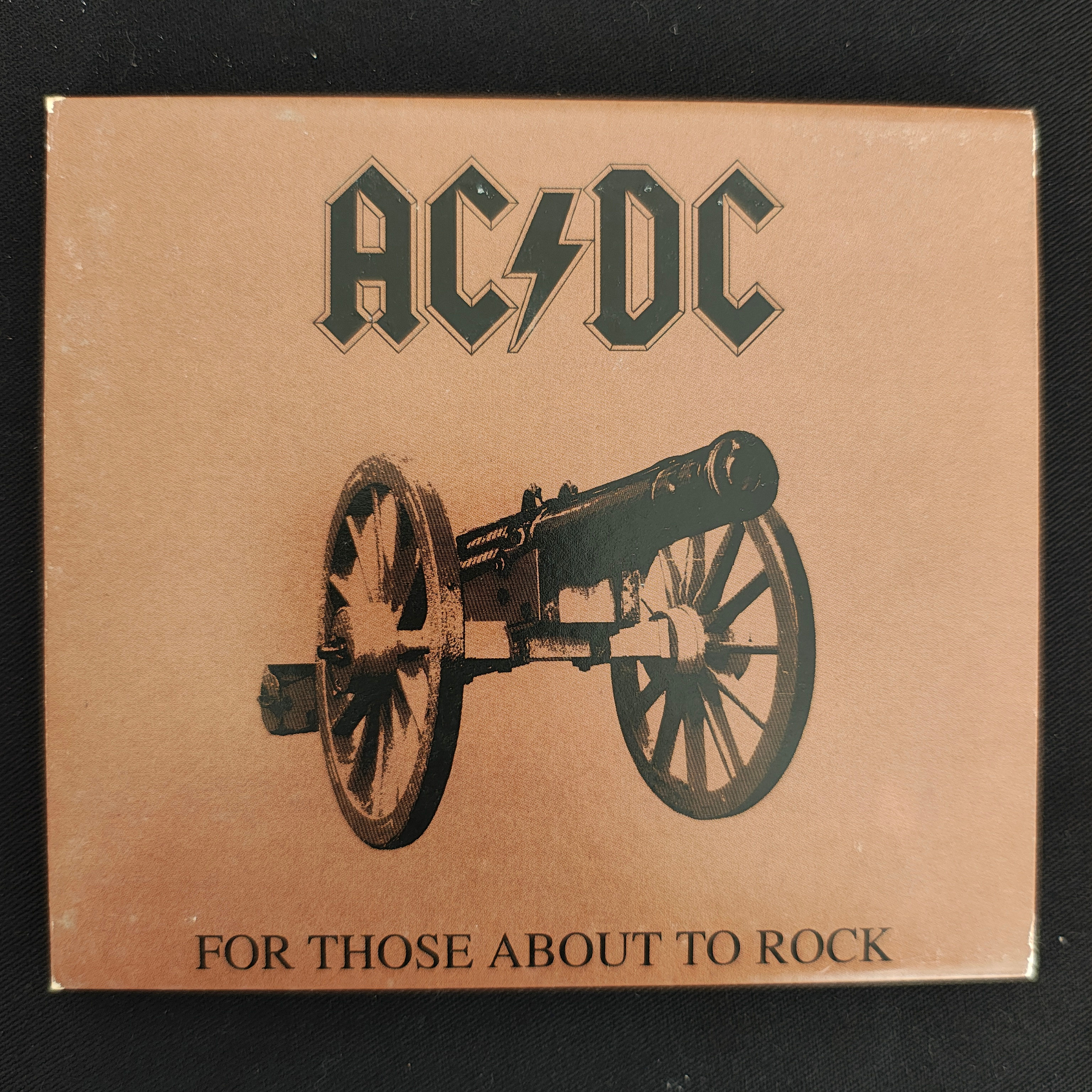 AC/DC - For Those Who Are About to Rock (CD | capa digipack + livreto)