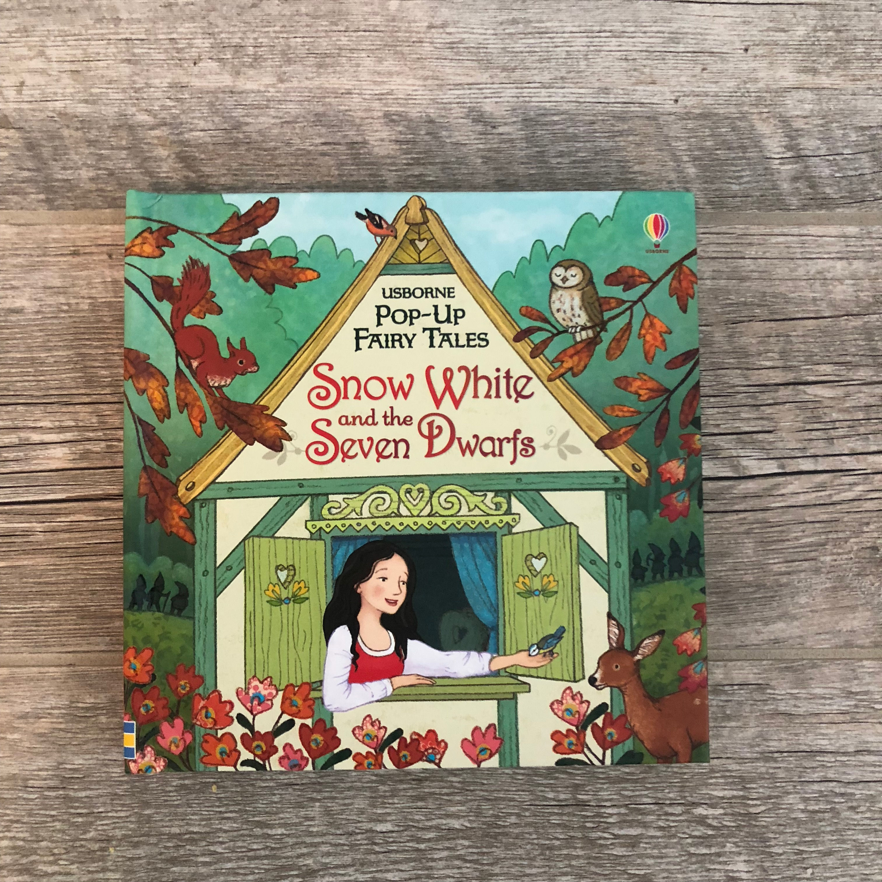 Pop-Up Fairy Tales: Snow White and the Seven Dwarfs