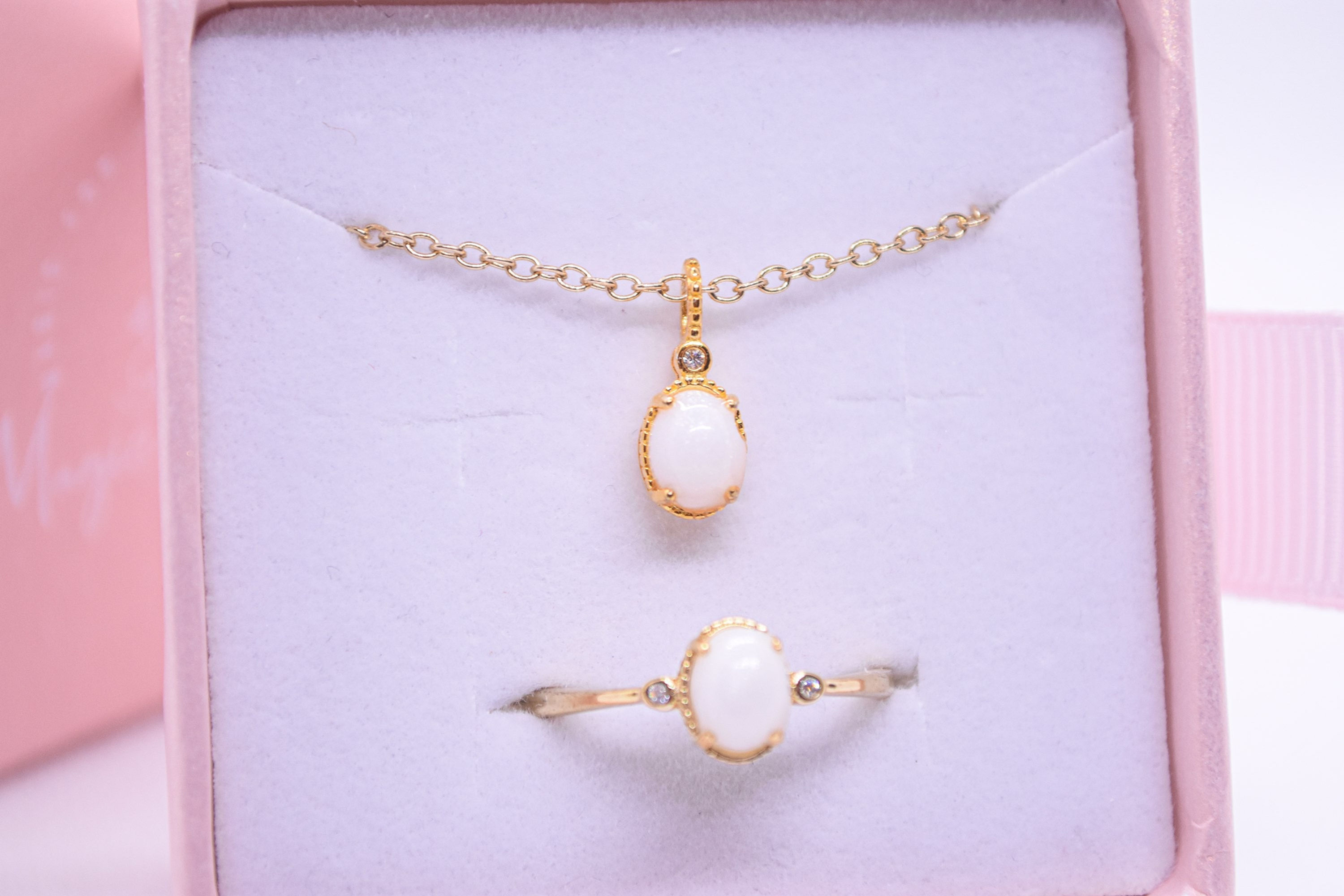 Dainty Love Set