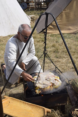 Filet de poisson aux pommes préparés par Bjorn, assitant cuisinier de Frid