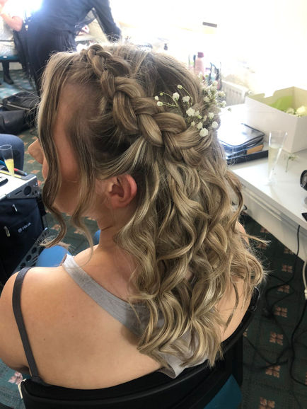 Bridesmaid hair