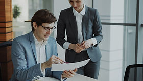 service-corporate-review-pexels.jpg