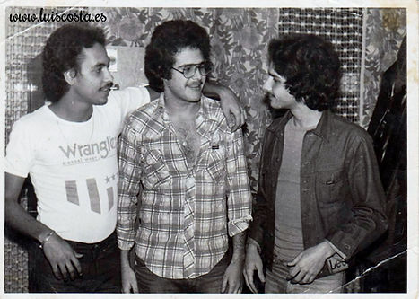 Luis Costa con amigos