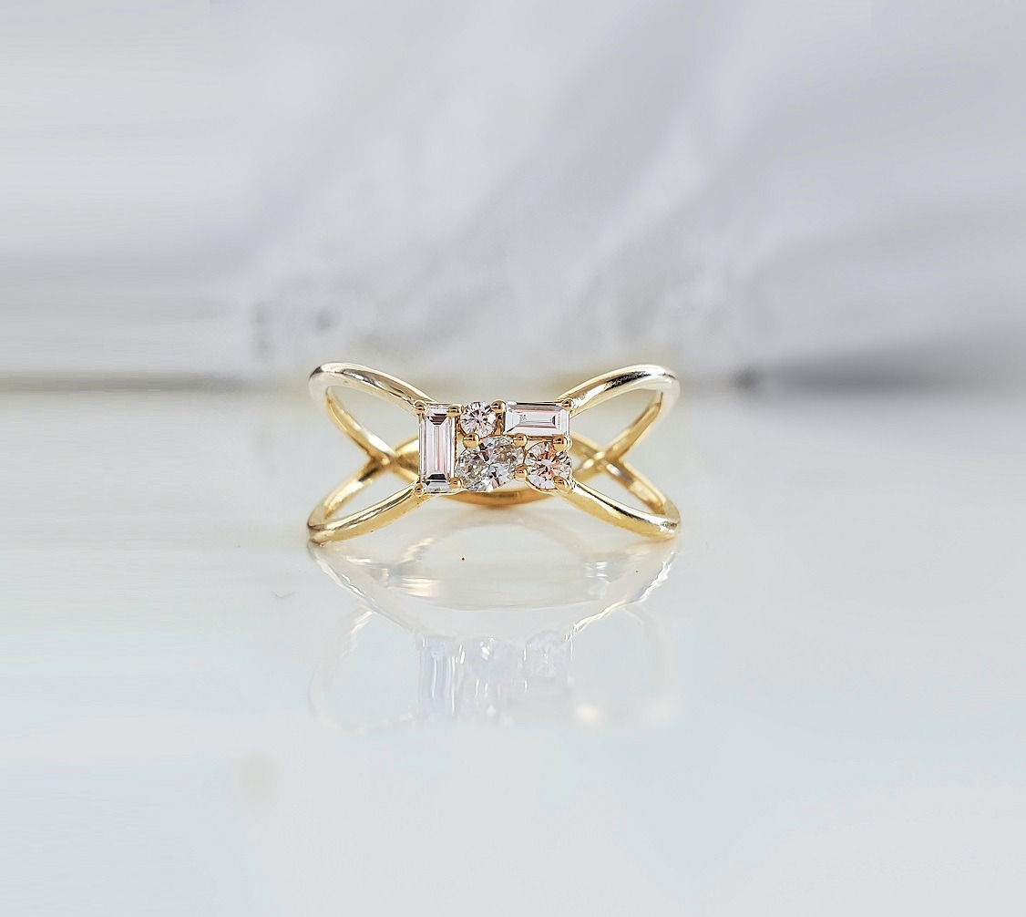 Bague Astrée, or jaune 18k