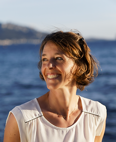 Emmanuelle d'Ortoli 2.png