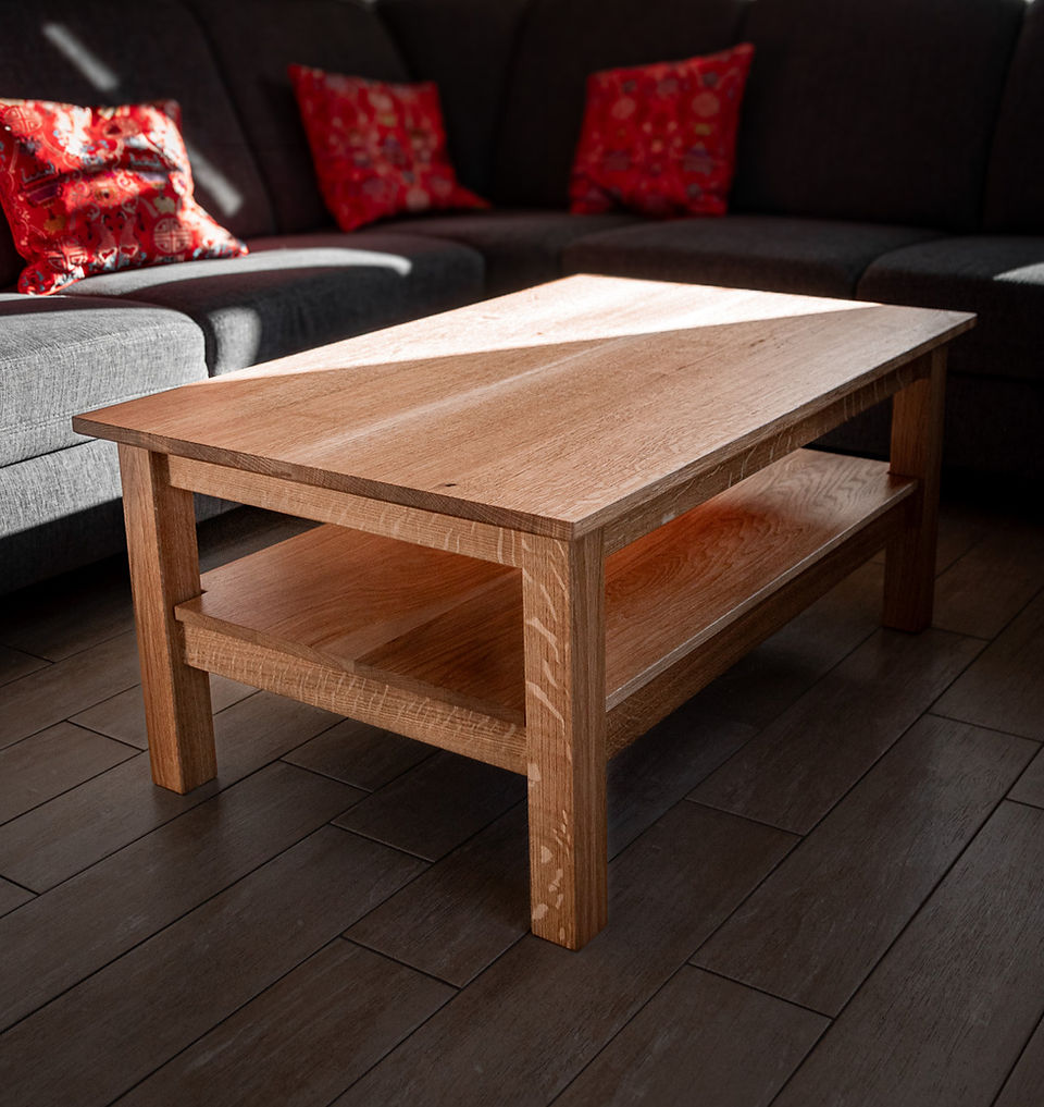 Coffee table with oak shelf