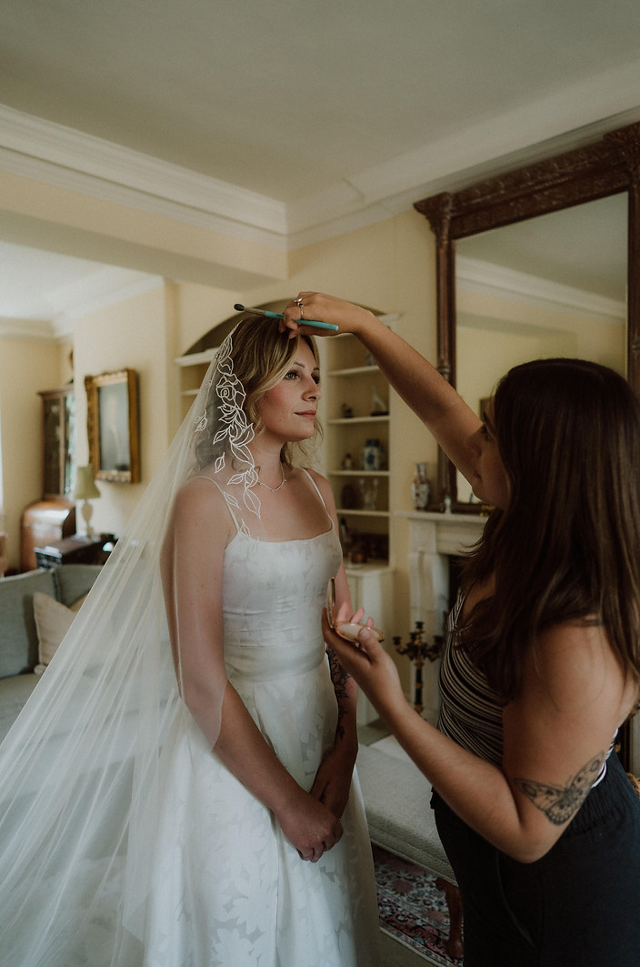 Bridal makeup artist in cambridge 