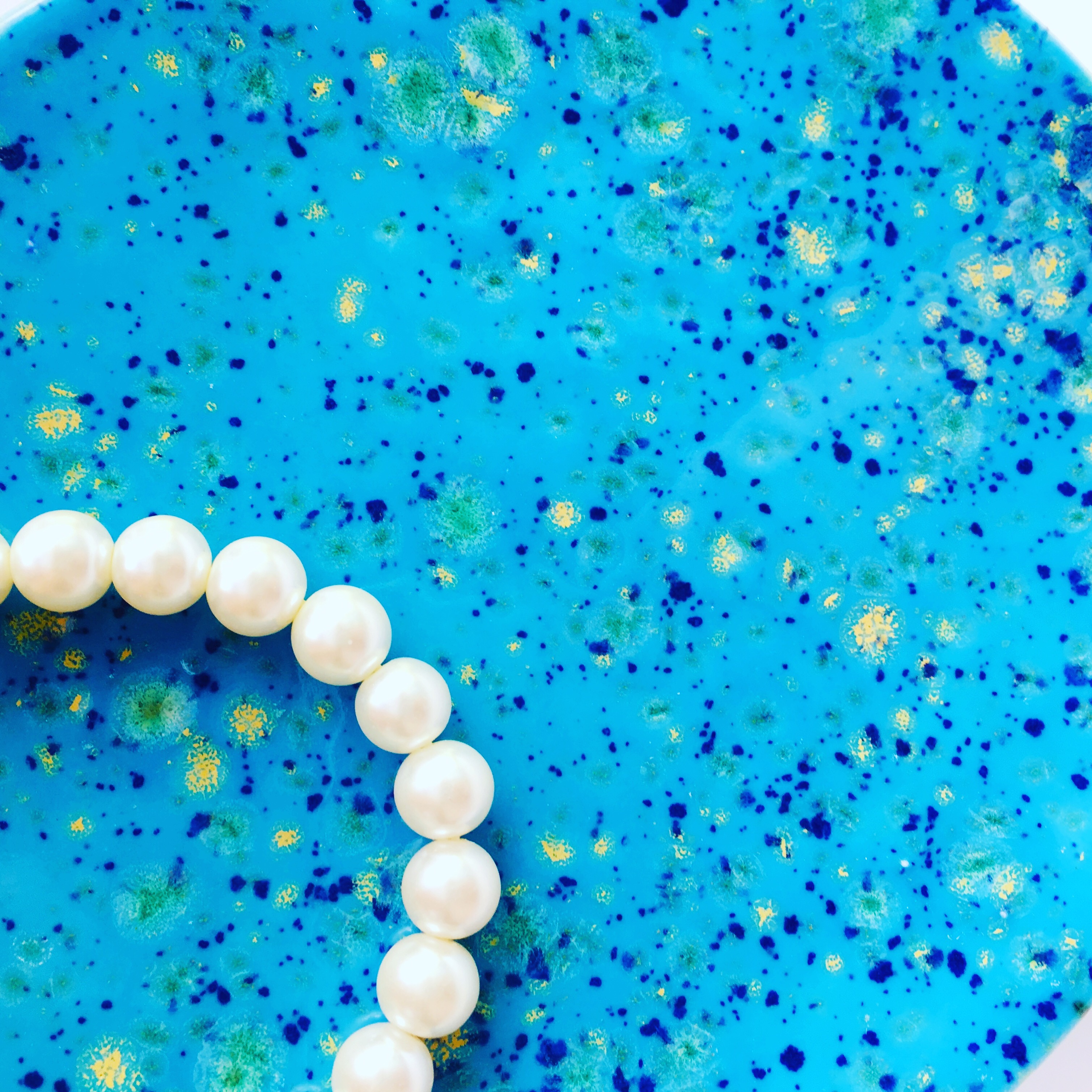 Crystal glaze jewellery dish
