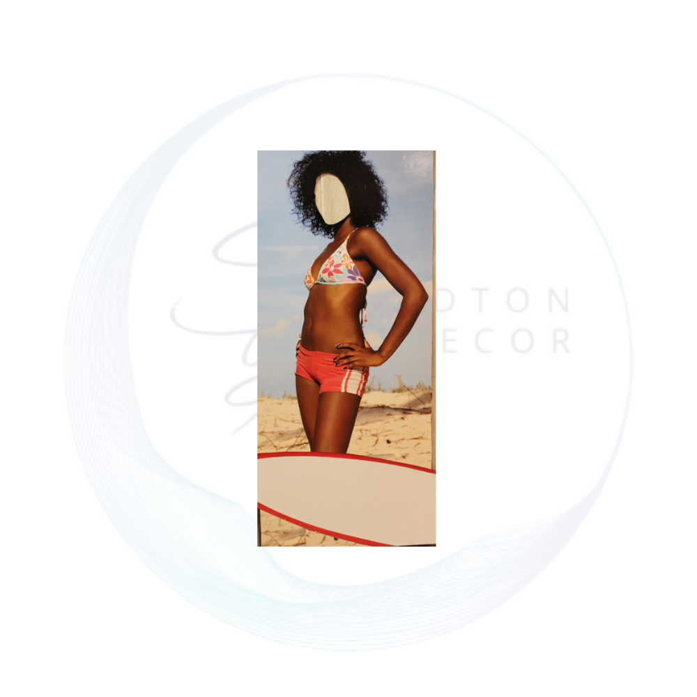 Peep Thru – Beach Girl – Red Shorts – XO1