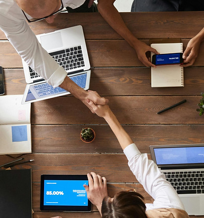Collaborazione tra professionisti per pratiche di successione e servizi catastali