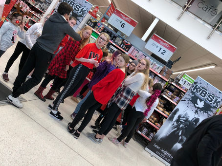ASDA FLASH MOB 