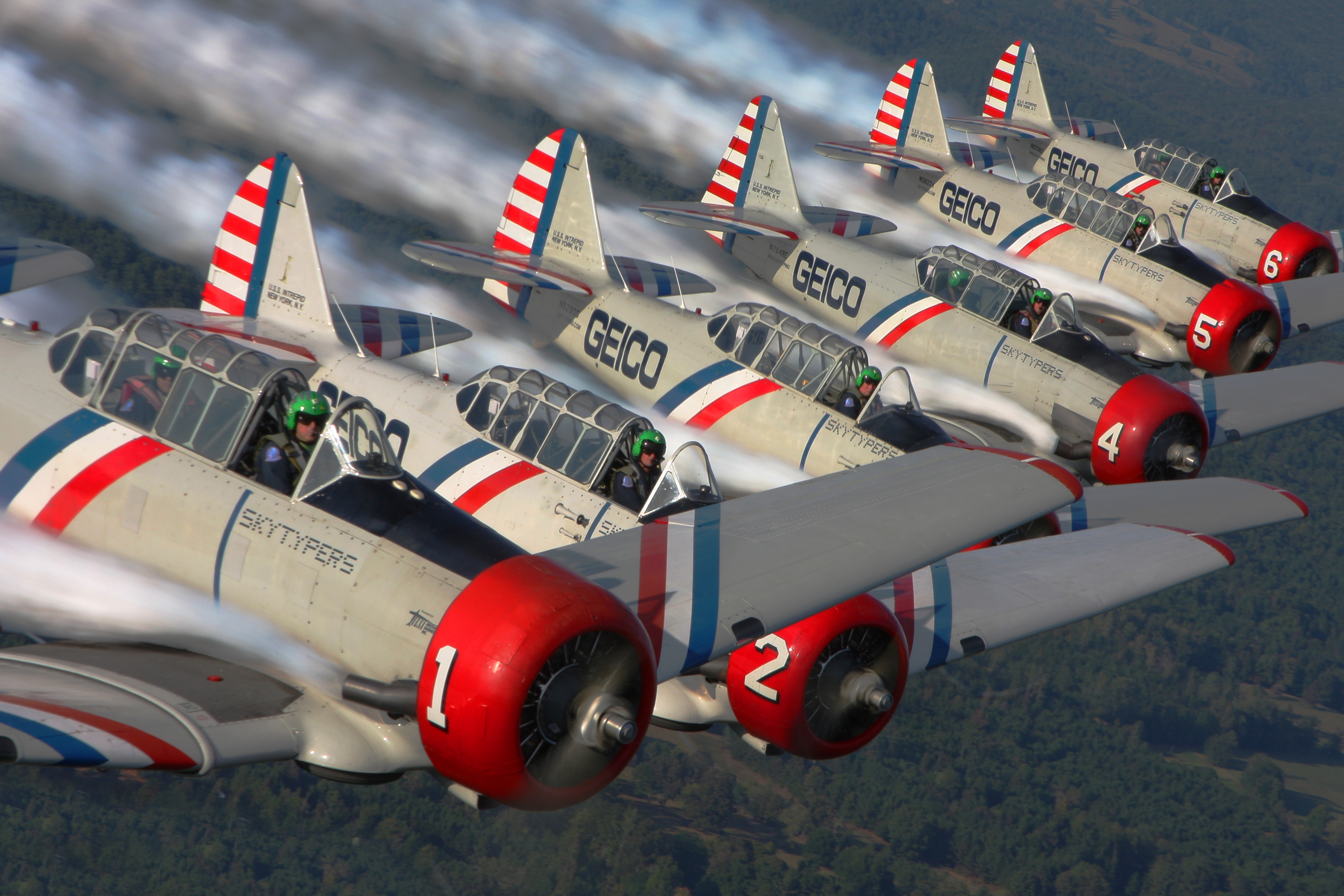 GEICO Skytypers