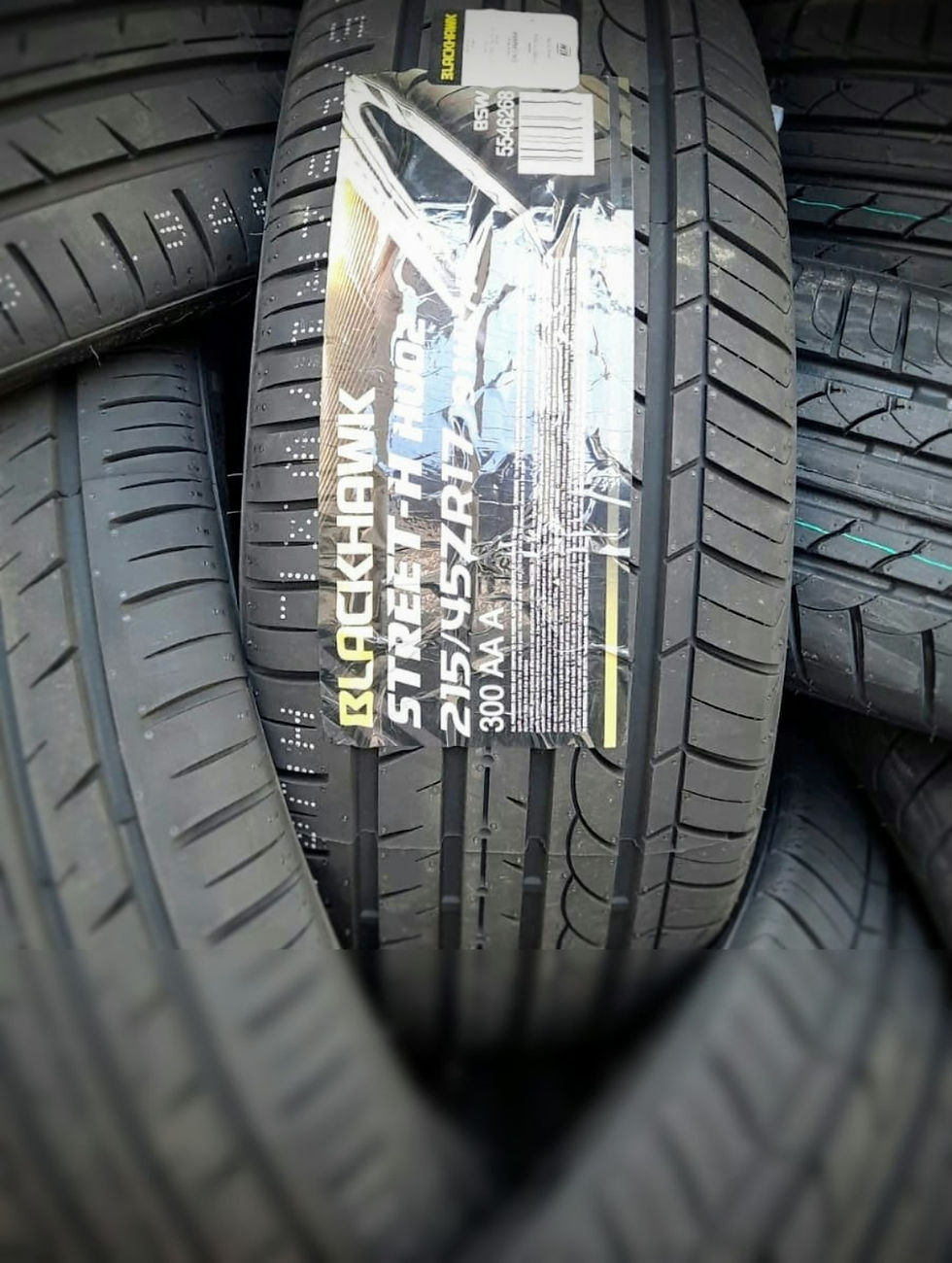 215/45ZR17 BLACKHAWK STREET-H HH01