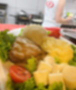 FILÉ AO MOLHO MADEIRA para 1 pessoa 1 pessoa