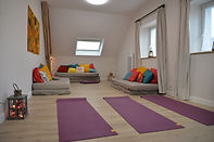 La salle d'activités de La Melinothe peut accueillir des groupes de psychotherapie, de yoga, de jeûne, de detox, de chant, ou d'activités pour lesquelles partage, concentration, meditation, retour sur soi sont favorisés.