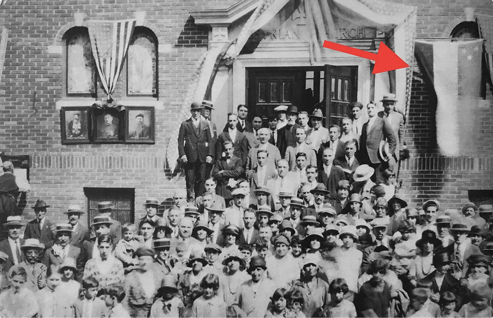 assyrian flag (1).png