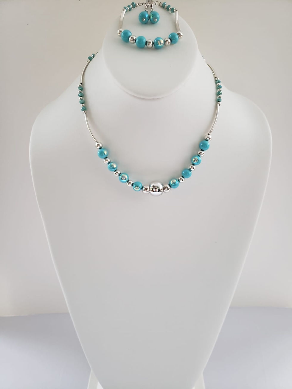 Thumbnail: Blue turquoise acrylic beads necklace, braelet and earrings set