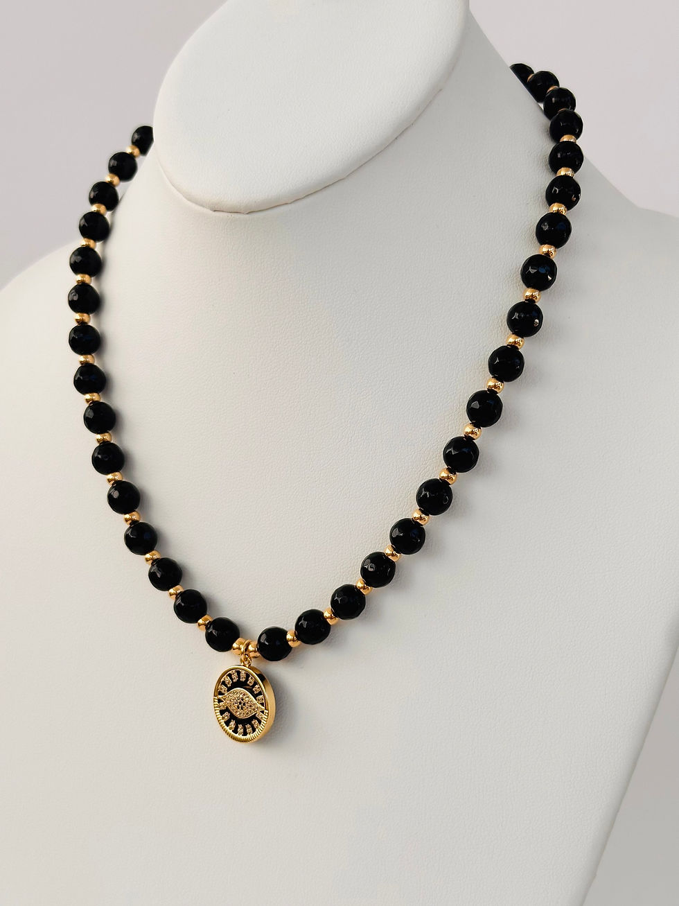 Thumbnail: Guardian of Strength Necklace !