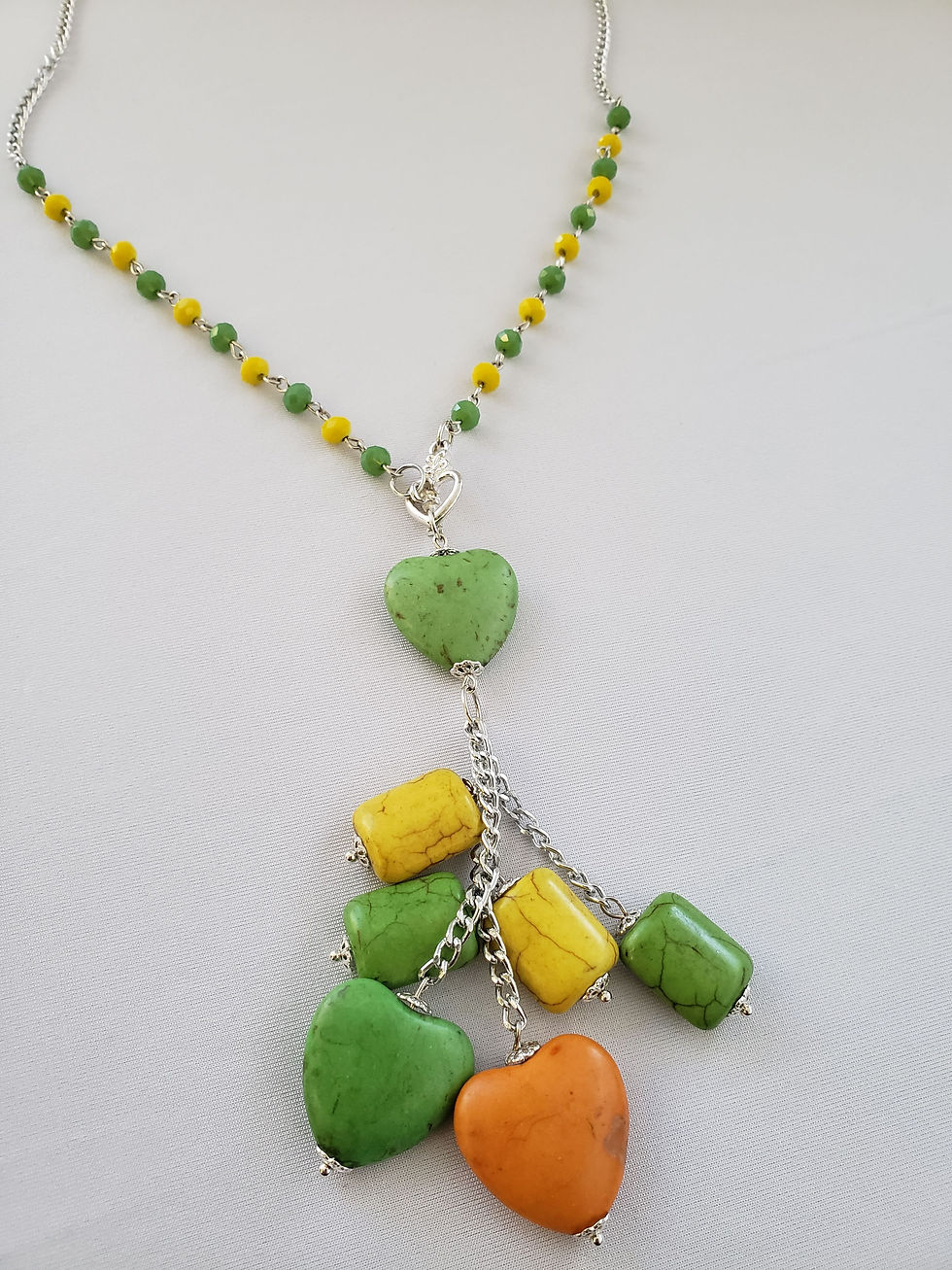 Thumbnail: Howlite stone and crystal beads necklace.
