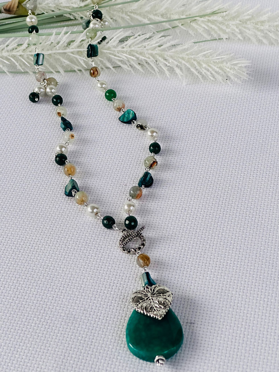 Thumbnail: Leafy Green Agate Harmony Necklace !