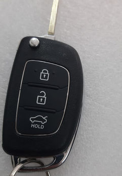 החלפת גומיות ומארזים למפתחות יונדאי-קיה.jpg