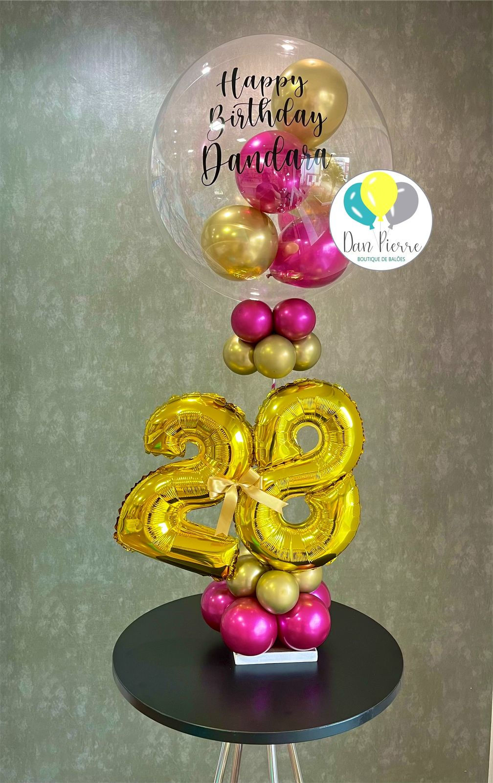 Centro de mesa haste alta com numeral