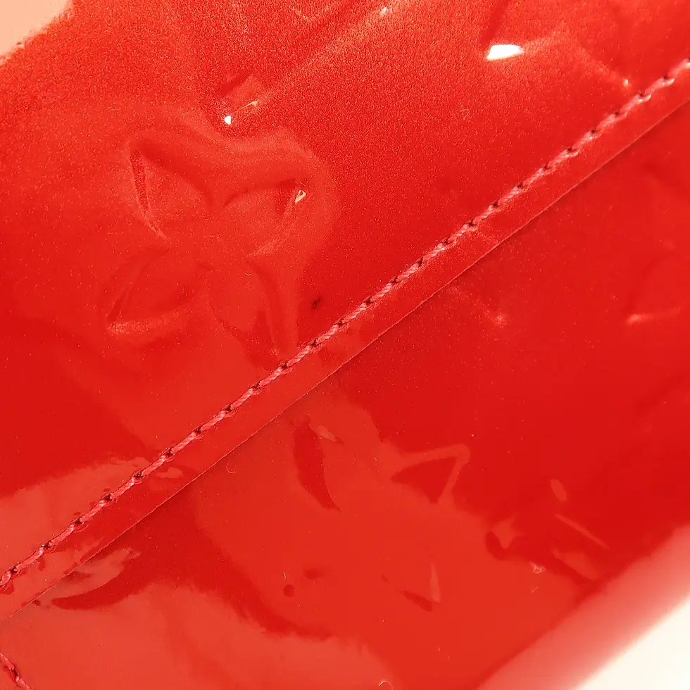 Thumbnail: LOUIS VUITTON LV GHW Long Wallet M93530 Vernis Red