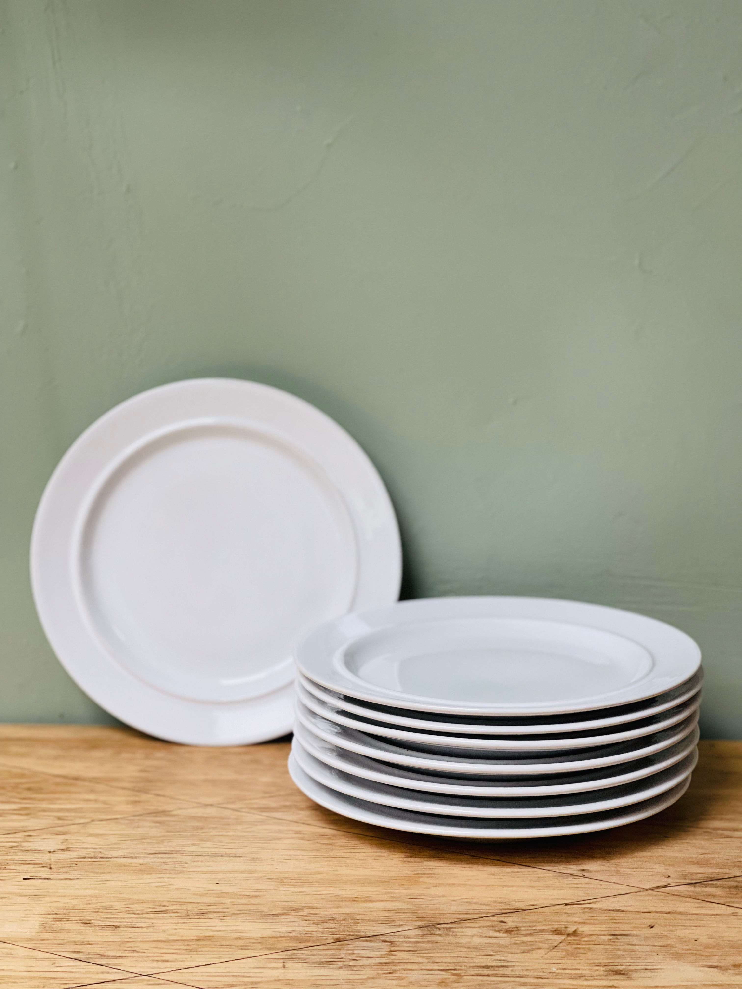 8 assiettes à dessert Élise