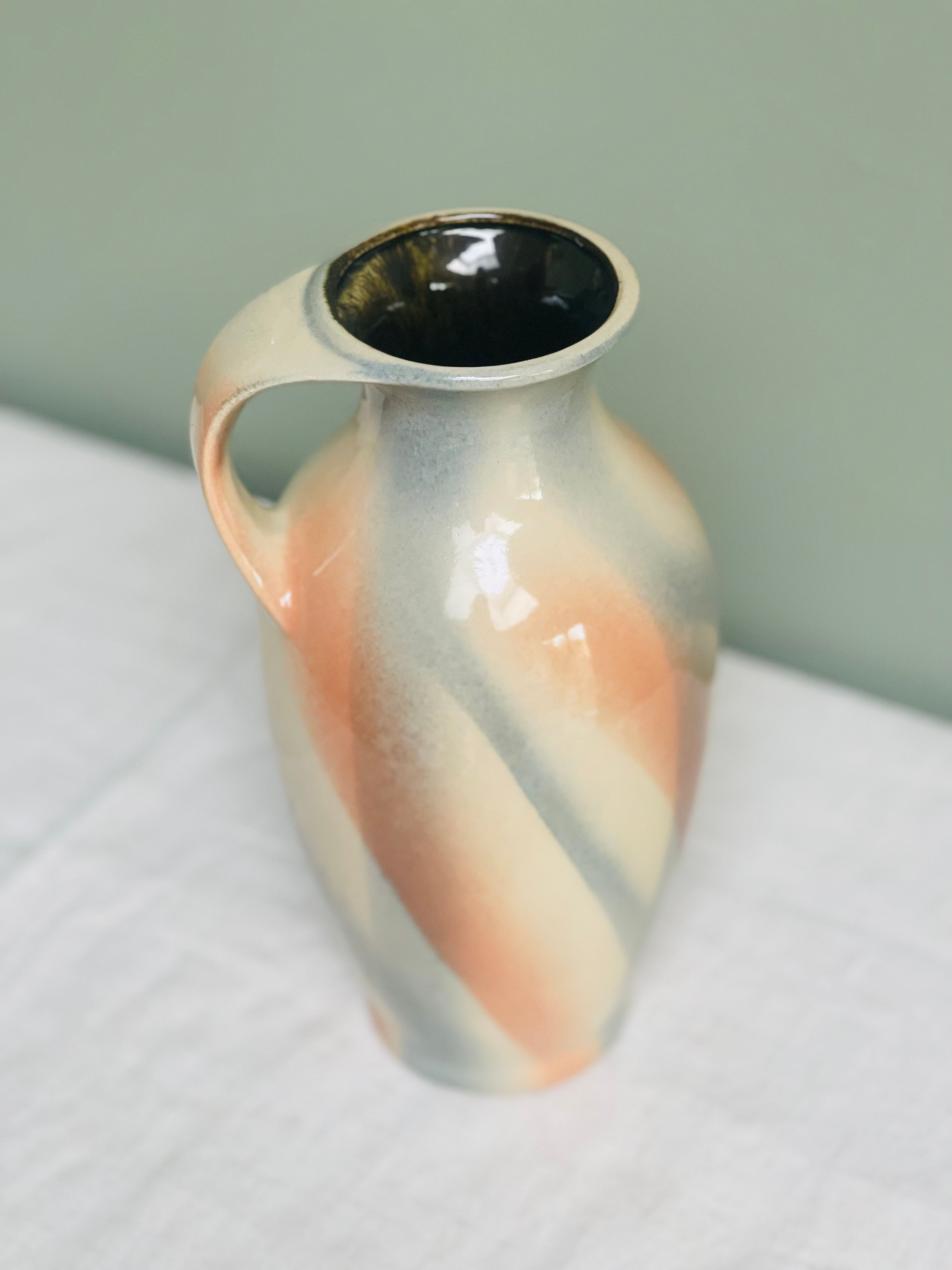 Vase Petra