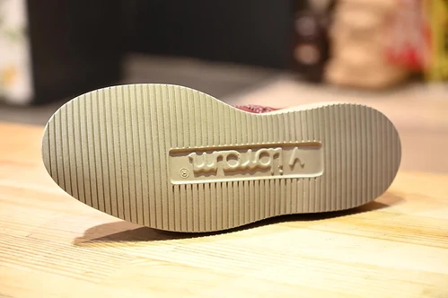 ラジウムシート100　チェコ産 最高品質ピッチブレンド100%　ホルミシス ラジウムシート100 チェコ産 最高品質ピッチブレンド100