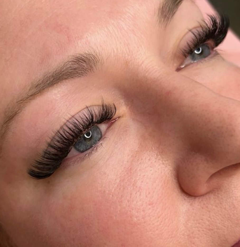 Glam Parlor Eyelash Extensions & Microblading gallery