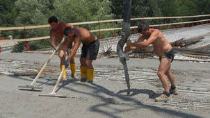SEASONING CONCRETE WITH SUGAR AND SALT