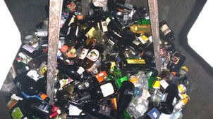 GLASS WASTE IN CONCRETES AND MORTARS: A NEW OPPORTUNITY?