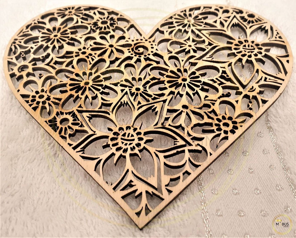 Miniaturbild: Holz Herz DIY Fensterdeko