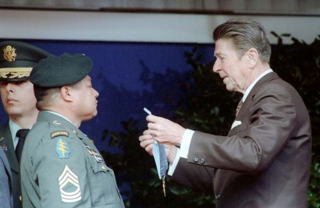 Roy Benavides Receiving Medal of Honor
