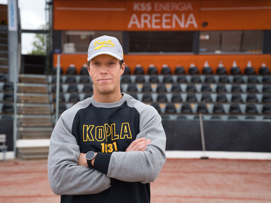 Patrik Wahlsten KPL-paitaan kahden vuoden sopimuksella - KPL:n joukkue on valmis