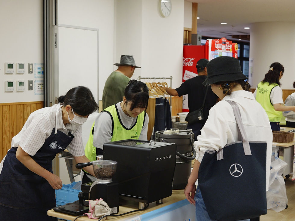 職業体験と運営サポートの様子