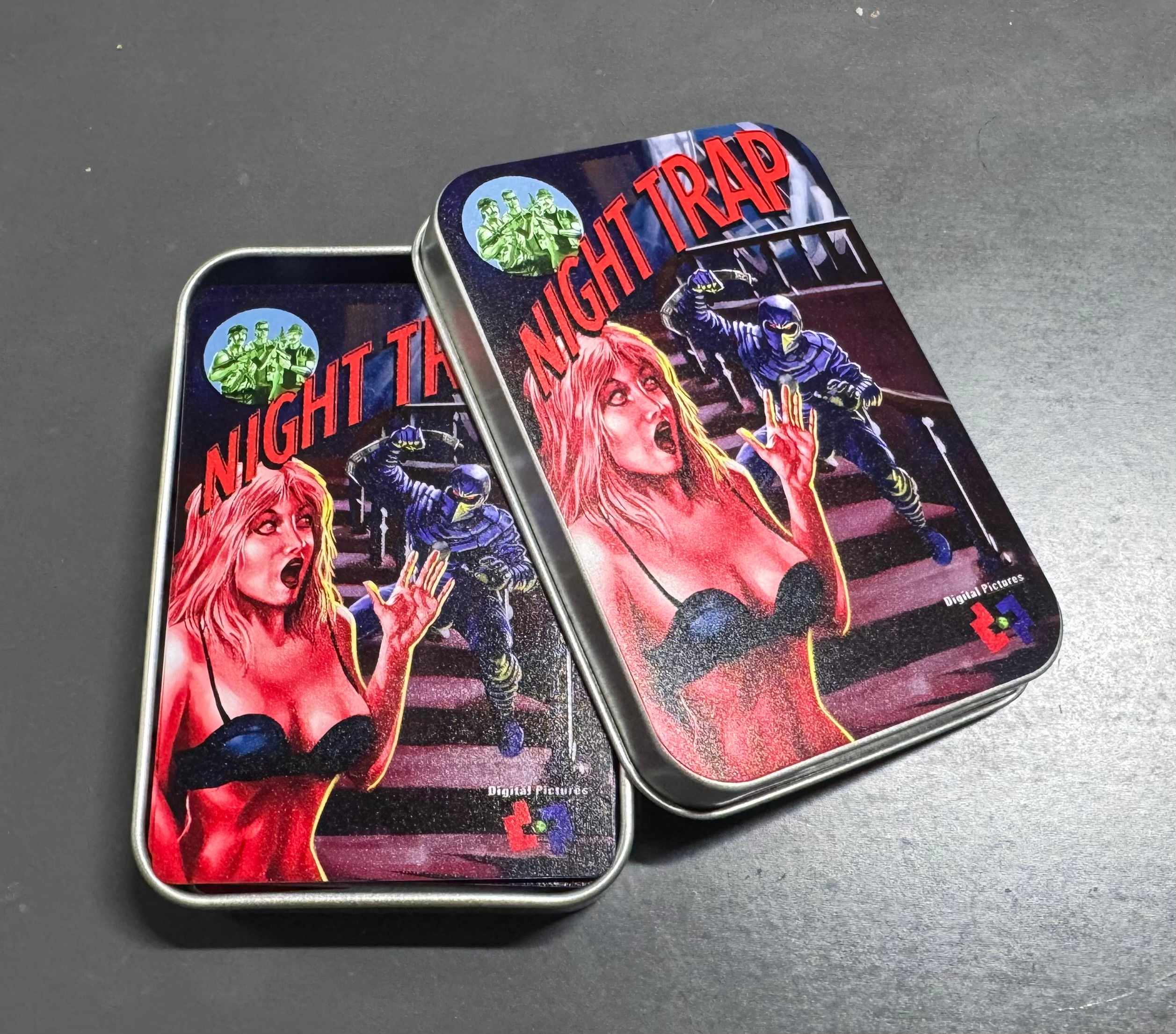 NIGHT TRAP PLAYING CARDS