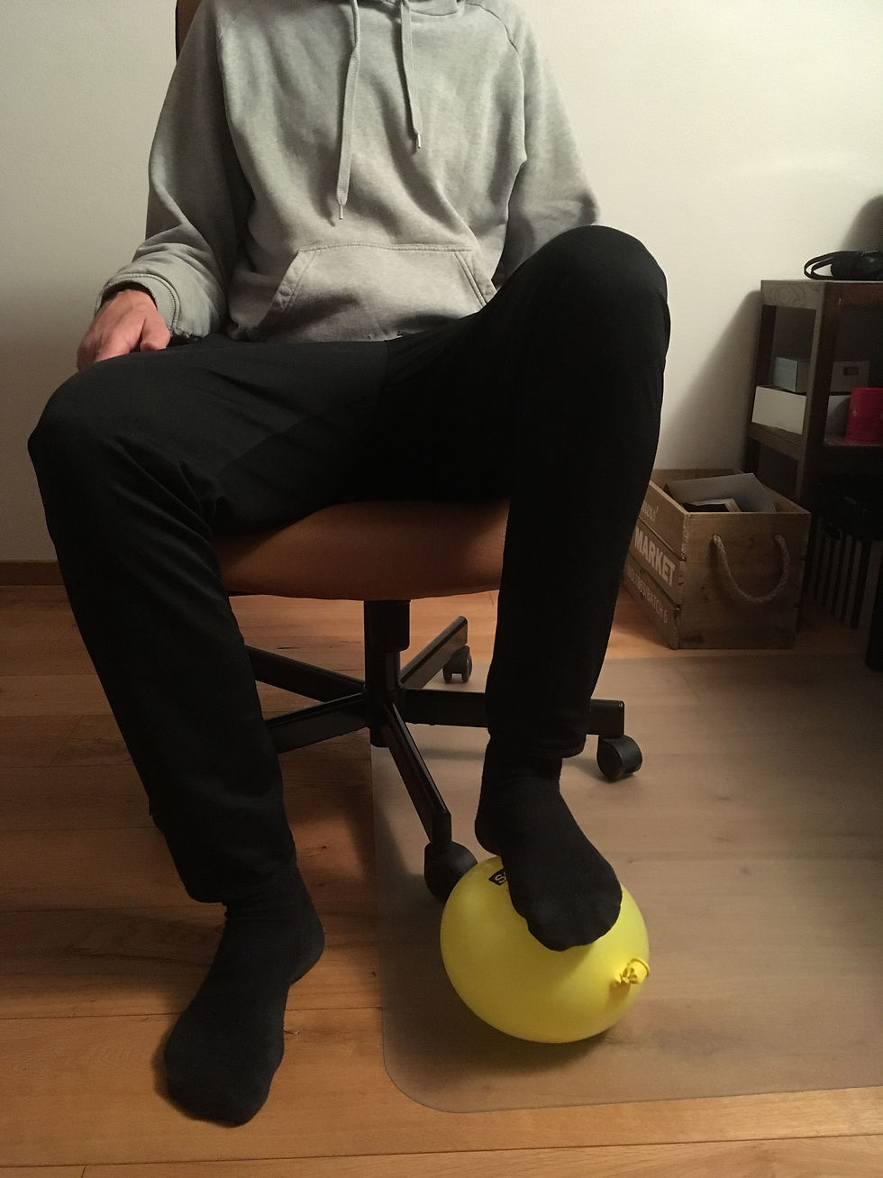 Gleichgewichtsübungen im Sitzen