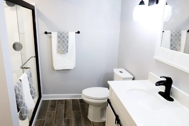 A small bathroom.