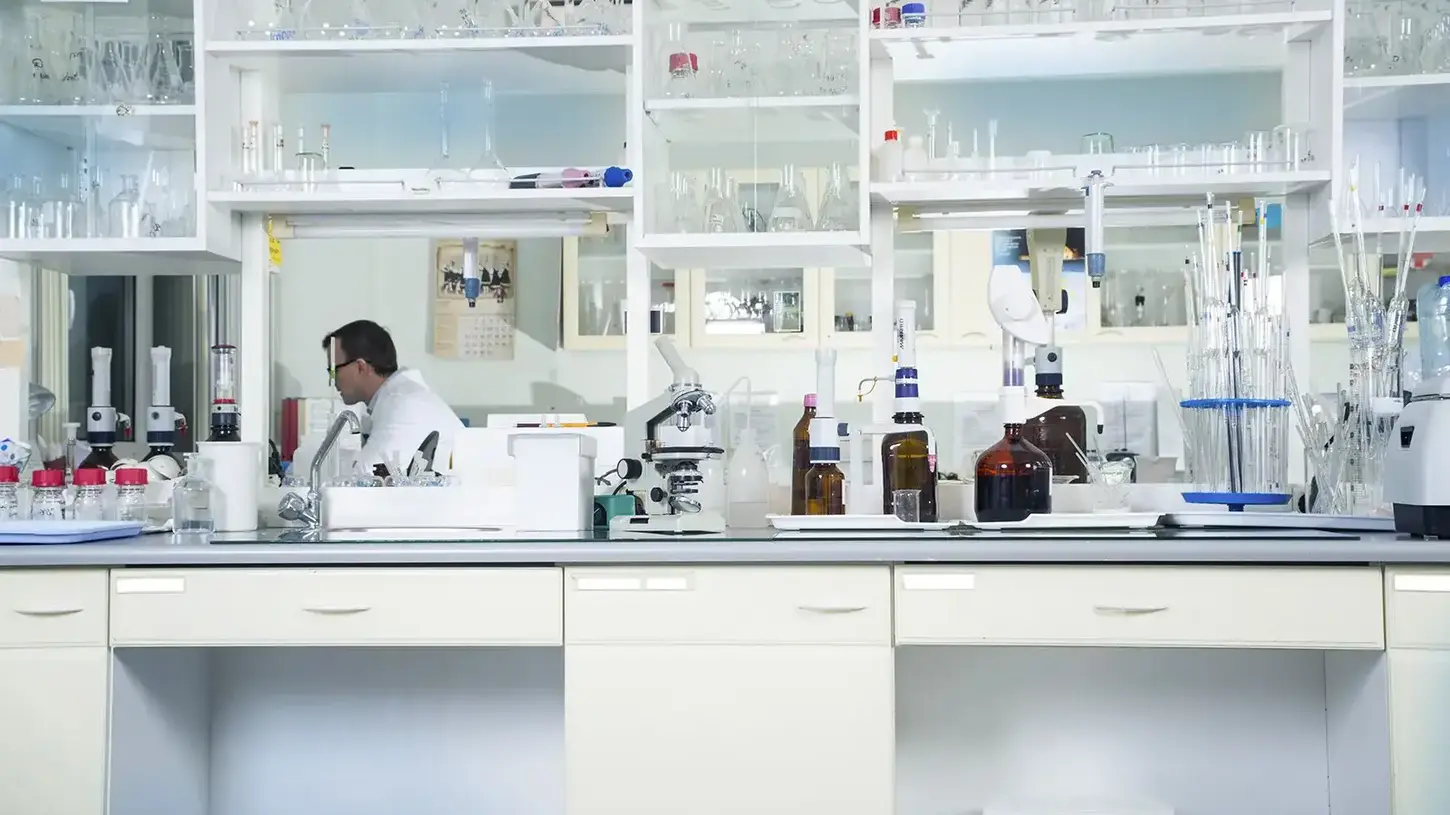 Modern lab bench with analyzers and supplies for lab startup, design, and workflow optimization in Santa Monica, California, Laboratory Consulting Services.