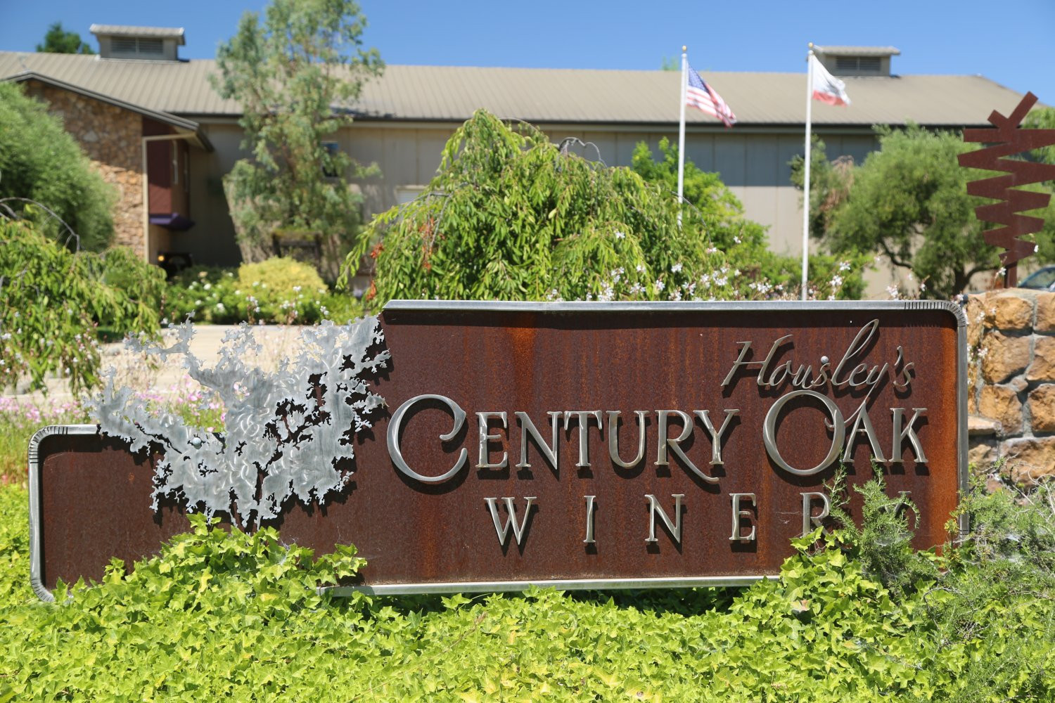 Housley's Century Oak Winery