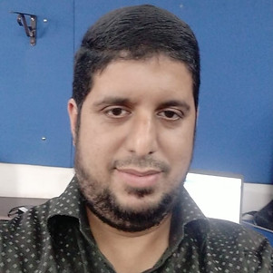 naved rakhangi.jpg