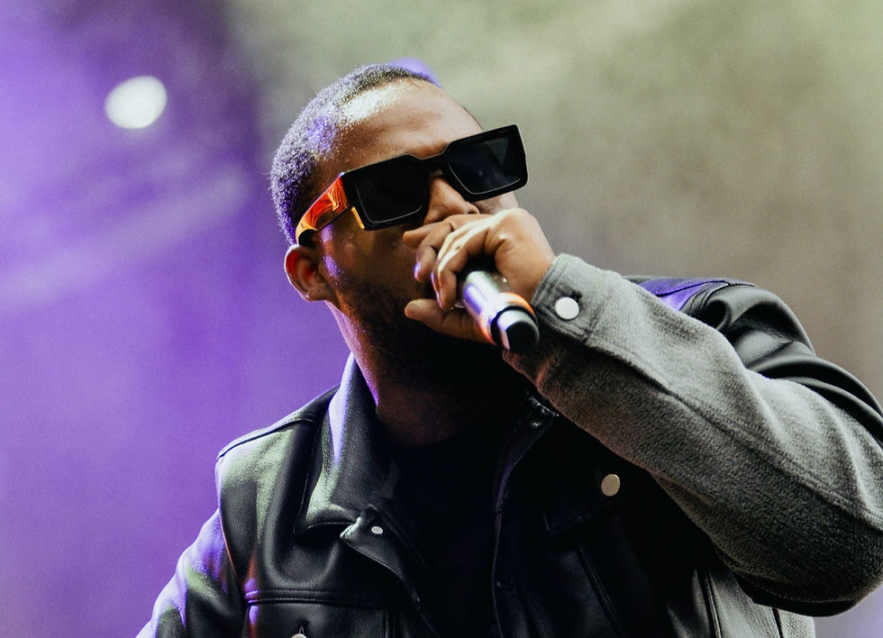 Teejay Drifts Toward a Billion YouTube Views After Surpassing 900 Million